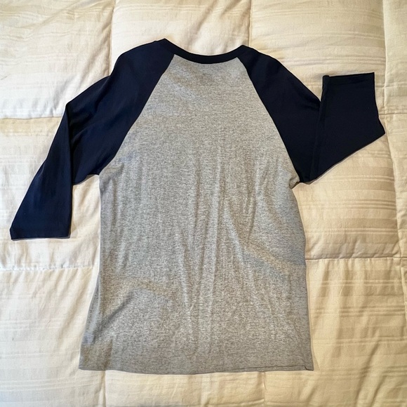 Minnesota Timberwolves tshirt, mid length sleeves, size medium - Picture 4 of 4